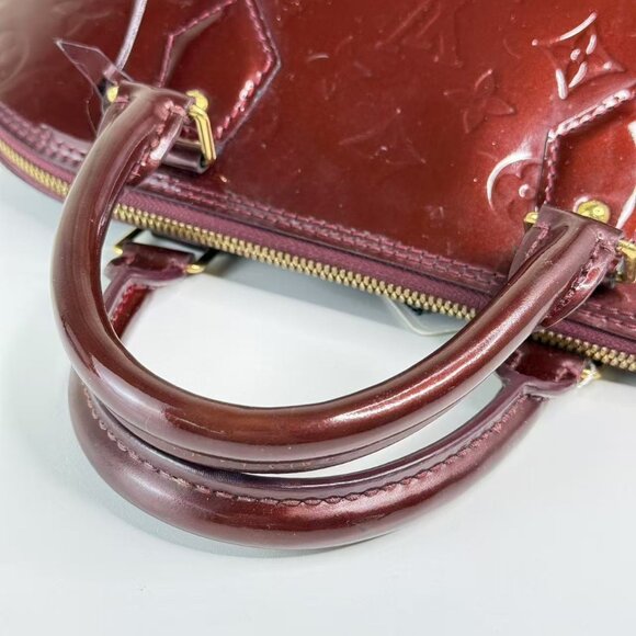 Louis Vuitton Burgundy Alma MM Top Handle Bag Monogram Vernis - Picture 8 of 10